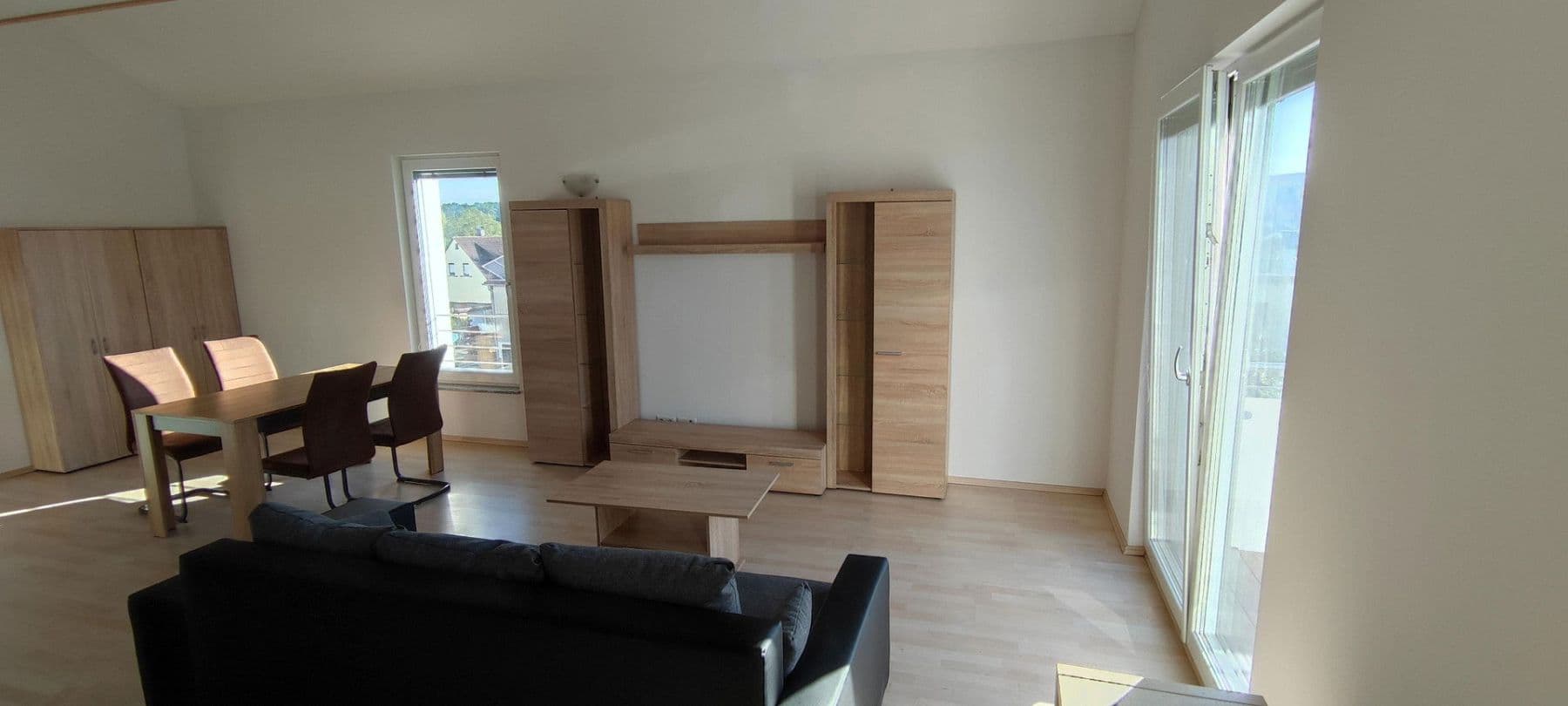 Pronájem bytu 2+1 64 m², Wellandstraße 52, Aalen, Bádensko-Württembersko Pronájem bytu 2+1 64 m², Wellandstraße 52, Aalen, Bádensko-Württembersko