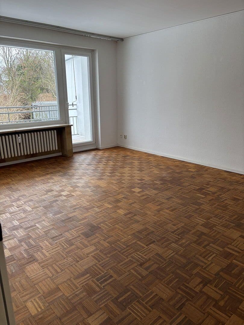 Pronájem bytu 4+1 87 m², Pinneberger Straße 55, Wedel, Šlesvicko-Holštýnsko Pronájem bytu 4+1 87 m², Pinneberger Straße 55, Wedel, Šlesvicko-Holštýnsko