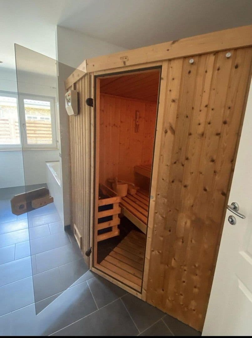 Prodej domu 186 m², pozemek 1.720 m², Brieselang, Braniborsko Prodej domu 186 m², pozemek 1.720 m², Brieselang, Braniborsko