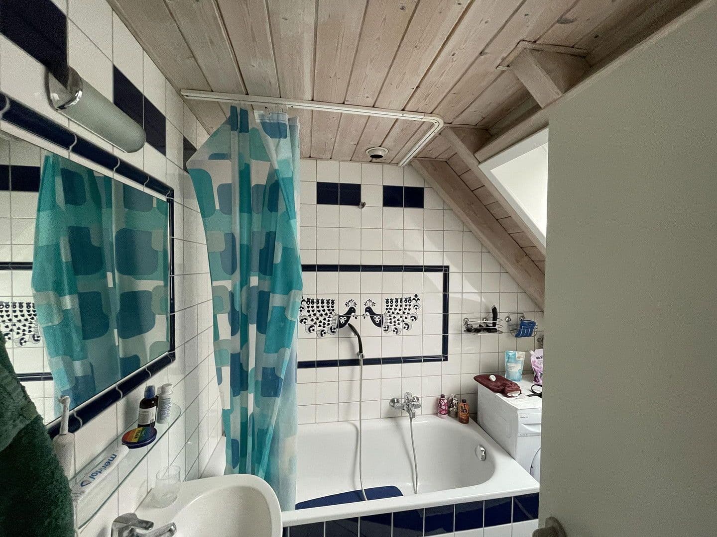 Prodej bytu 3+1 72 m², Ehrenkirchen, Bádensko-Württembersko Prodej bytu 3+1 72 m², Ehrenkirchen, Bádensko-Württembersko