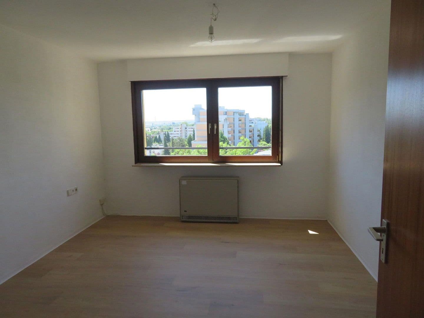 Prodej bytu 3+1 87 m², Sindelfingen, Bádensko-Württembersko Prodej bytu 3+1 87 m², Sindelfingen, Bádensko-Württembersko