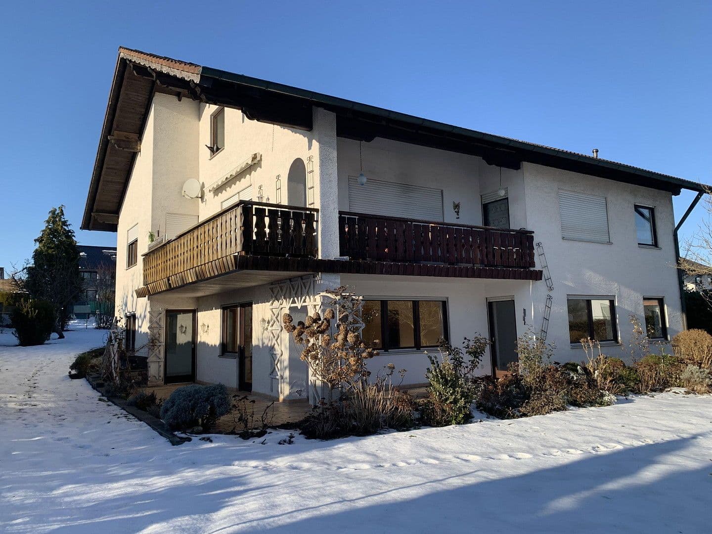 Prodej domu 210 m², pozemek 906 m², Bad Birnbach, Bavorsko Prodej domu 210 m², pozemek 906 m², Bad Birnbach, Bavorsko