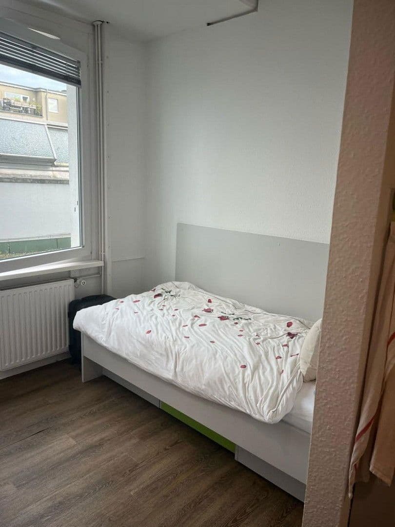 Pronájem bytu 1+1 14 m², Wilhelmsgarten 3, Braunschweig, Dolní Sasko Pronájem bytu 1+1 14 m², Wilhelmsgarten 3, Braunschweig, Dolní Sasko