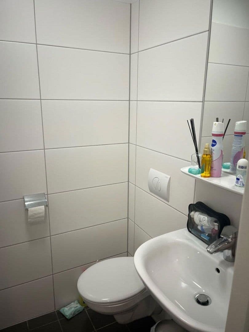 Pronájem bytu 1+1 14 m², Wilhelmsgarten 3, Braunschweig, Dolní Sasko Pronájem bytu 1+1 14 m², Wilhelmsgarten 3, Braunschweig, Dolní Sasko