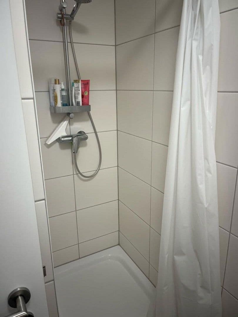 Pronájem bytu 1+1 14 m², Wilhelmsgarten 3, Braunschweig, Dolní Sasko Pronájem bytu 1+1 14 m², Wilhelmsgarten 3, Braunschweig, Dolní Sasko