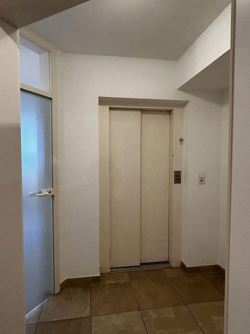 Prodej kanceláře 104 m², Marktstraße 37, Kirchheim unter Teck, Bádensko-Württembersko Prodej kanceláře 104 m², Marktstraße 37, Kirchheim unter Teck, Bádensko-Württembersko