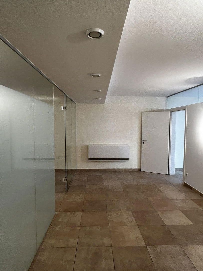 Prodej kanceláře 104 m², Marktstraße 37, Kirchheim unter Teck, Bádensko-Württembersko Prodej kanceláře 104 m², Marktstraße 37, Kirchheim unter Teck, Bádensko-Württembersko