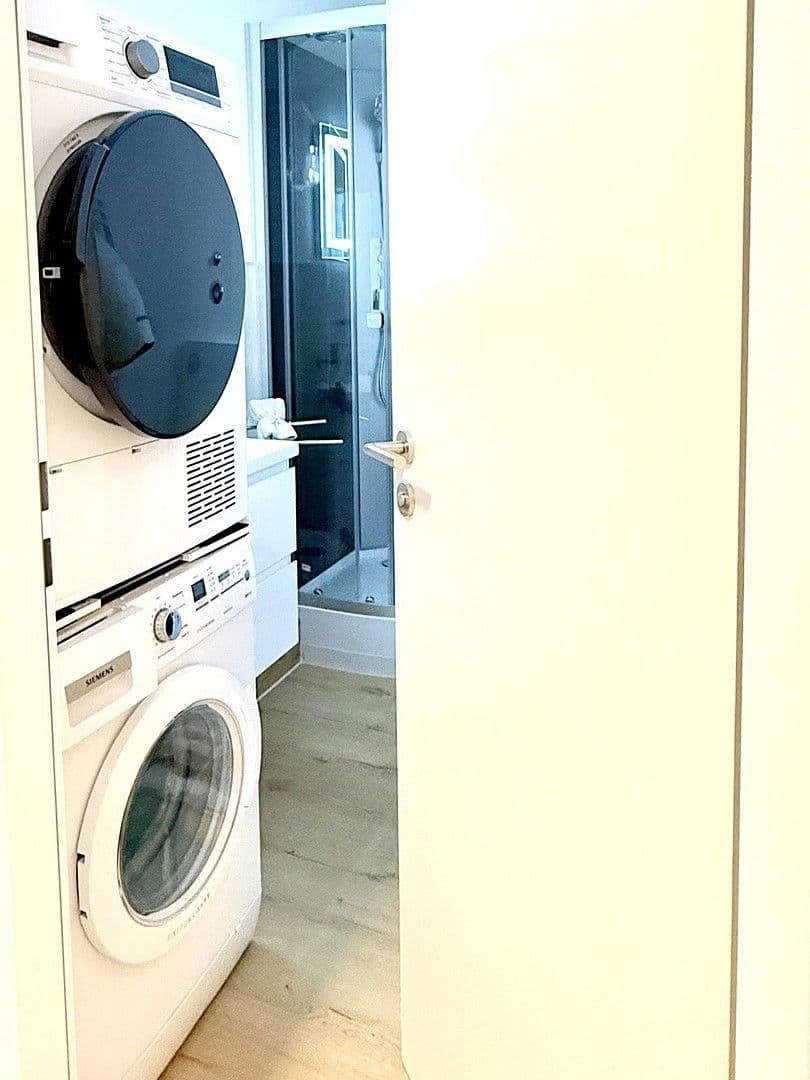 Pronájem bytu 1+1 28 m², Tußmannstraße, Düsseldorf, Severní Porýní-Vestfálsko Pronájem bytu 1+1 28 m², Tußmannstraße, Düsseldorf, Severní Porýní-Vestfálsko