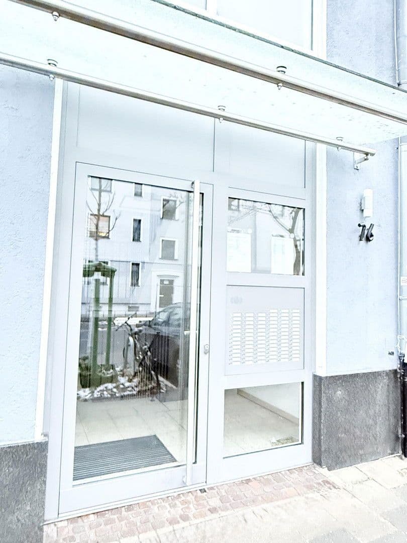 Pronájem bytu 1+1 28 m², Tußmannstraße, Düsseldorf, Severní Porýní-Vestfálsko Pronájem bytu 1+1 28 m², Tußmannstraße, Düsseldorf, Severní Porýní-Vestfálsko