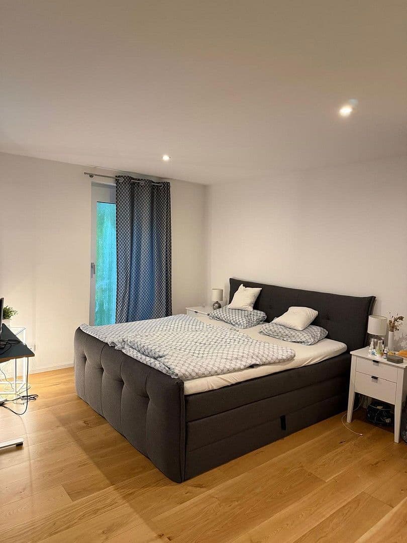 Pronájem bytu 3+1 104 m², Verdistr. 105e, München, Bavorsko Pronájem bytu 3+1 104 m², Verdistr. 105e, München, Bavorsko