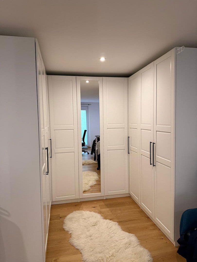 Pronájem bytu 3+1 104 m², Verdistr. 105e, München, Bavorsko Pronájem bytu 3+1 104 m², Verdistr. 105e, München, Bavorsko