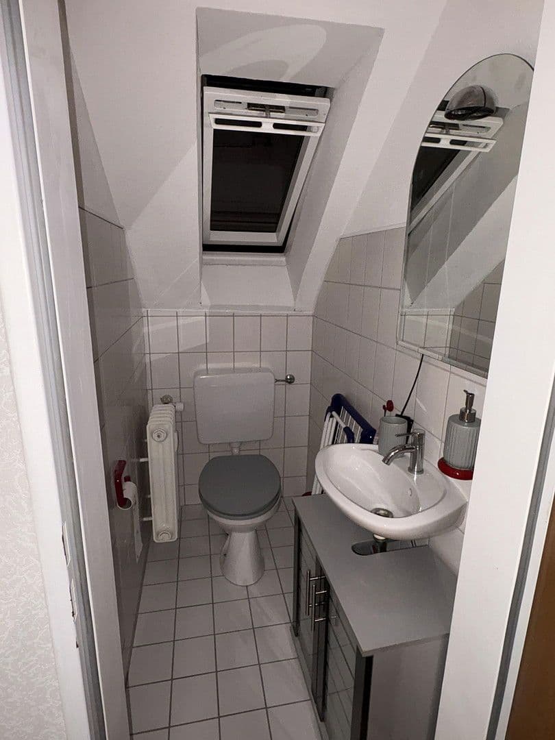 Prodej bytu 2+1 65 m², Offenbach an der Queich, Porýní-Falc Prodej bytu 2+1 65 m², Offenbach an der Queich, Porýní-Falc