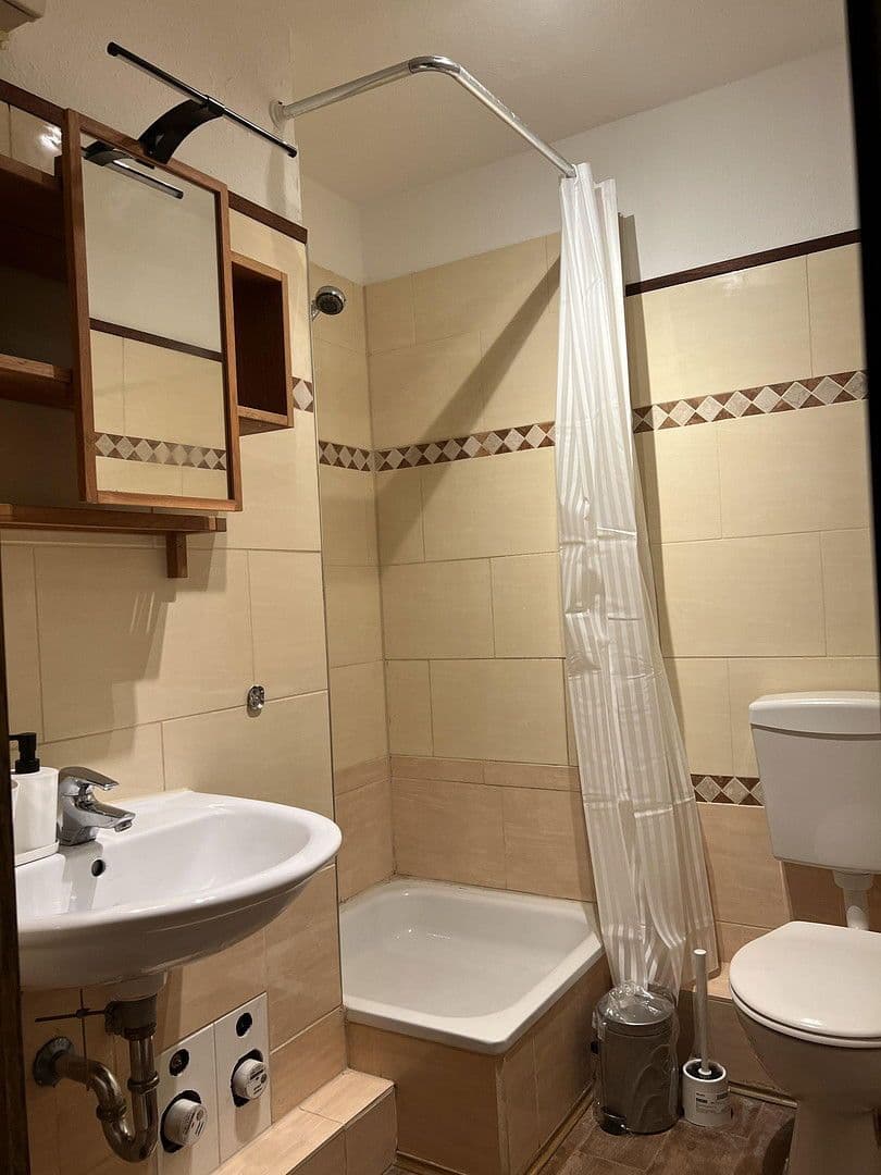 Pronájem bytu 1+1 27 m², Sander damm 4, Hamburg, Hamburg Pronájem bytu 1+1 27 m², Sander damm 4, Hamburg, Hamburg