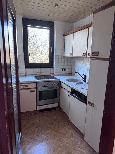 Pronájem bytu 2+1 44 m², Ludwigshafen, Porýní-Falc Pronájem bytu 2+1 44 m², Ludwigshafen, Porýní-Falc
