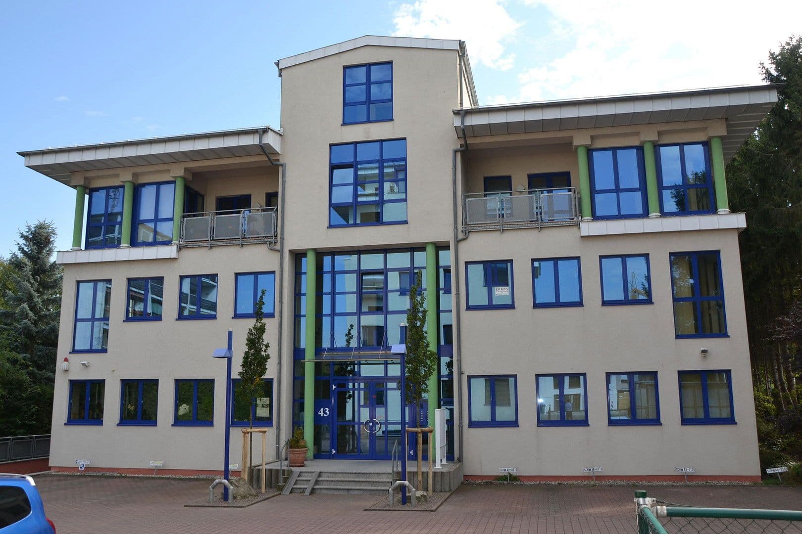 Pronájem kanceláře 51 m², Schulstraße 43, Hattersheim am Main, Hessen Pronájem kanceláře 51 m², Schulstraße 43, Hattersheim am Main, Hessen