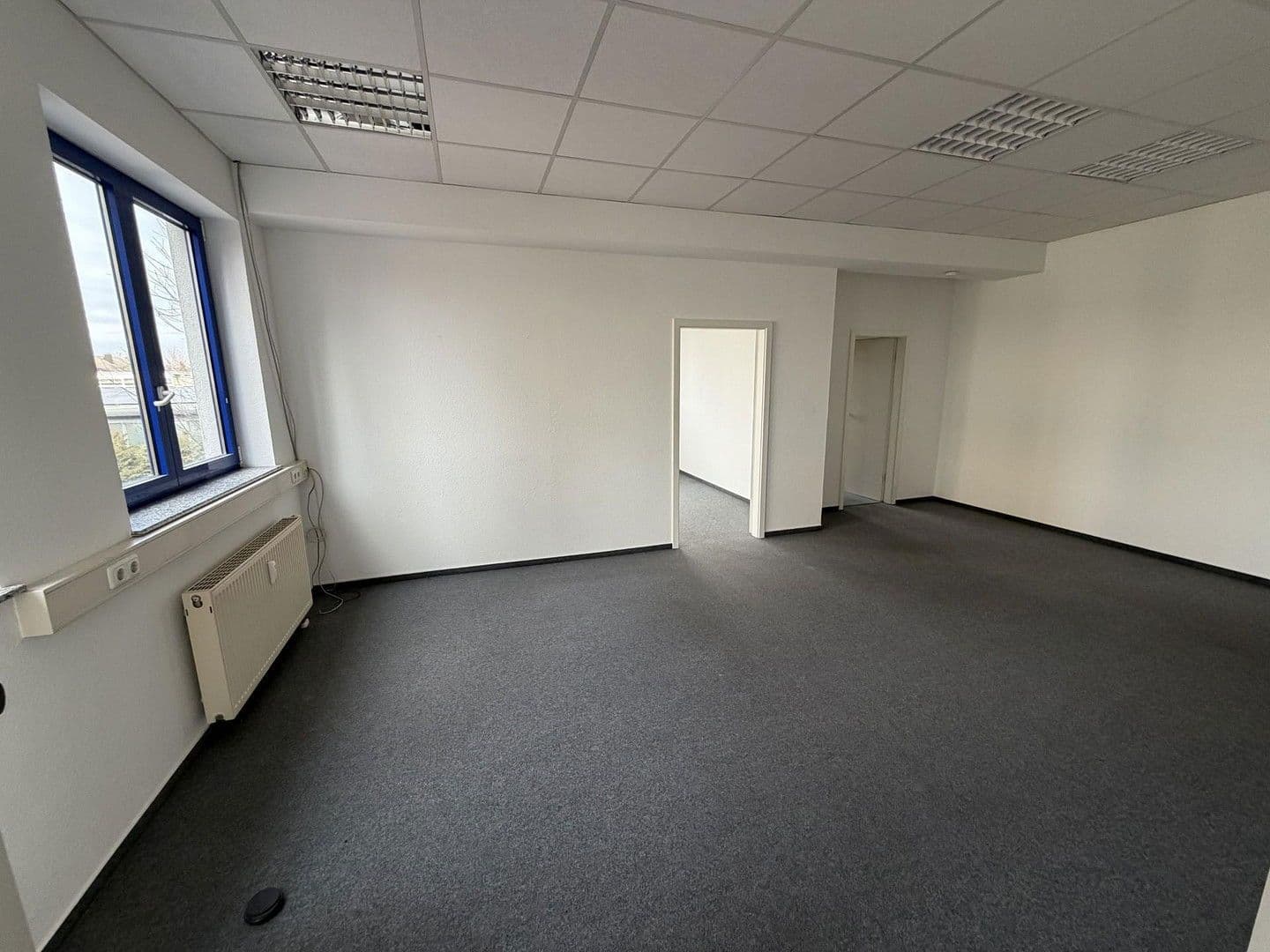 Pronájem kanceláře 51 m², Schulstraße 43, Hattersheim am Main, Hessen Pronájem kanceláře 51 m², Schulstraße 43, Hattersheim am Main, Hessen