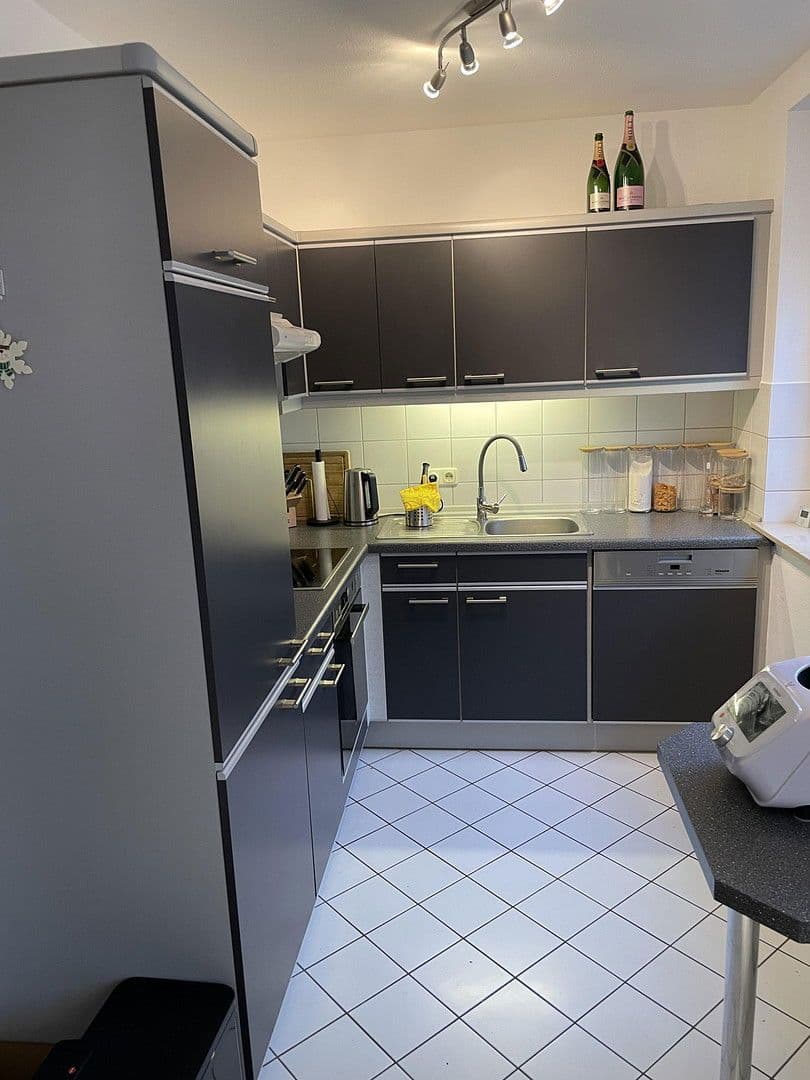 Pronájem bytu 2+1 66 m², Oestrich-Winkel, Hessen Pronájem bytu 2+1 66 m², Oestrich-Winkel, Hessen