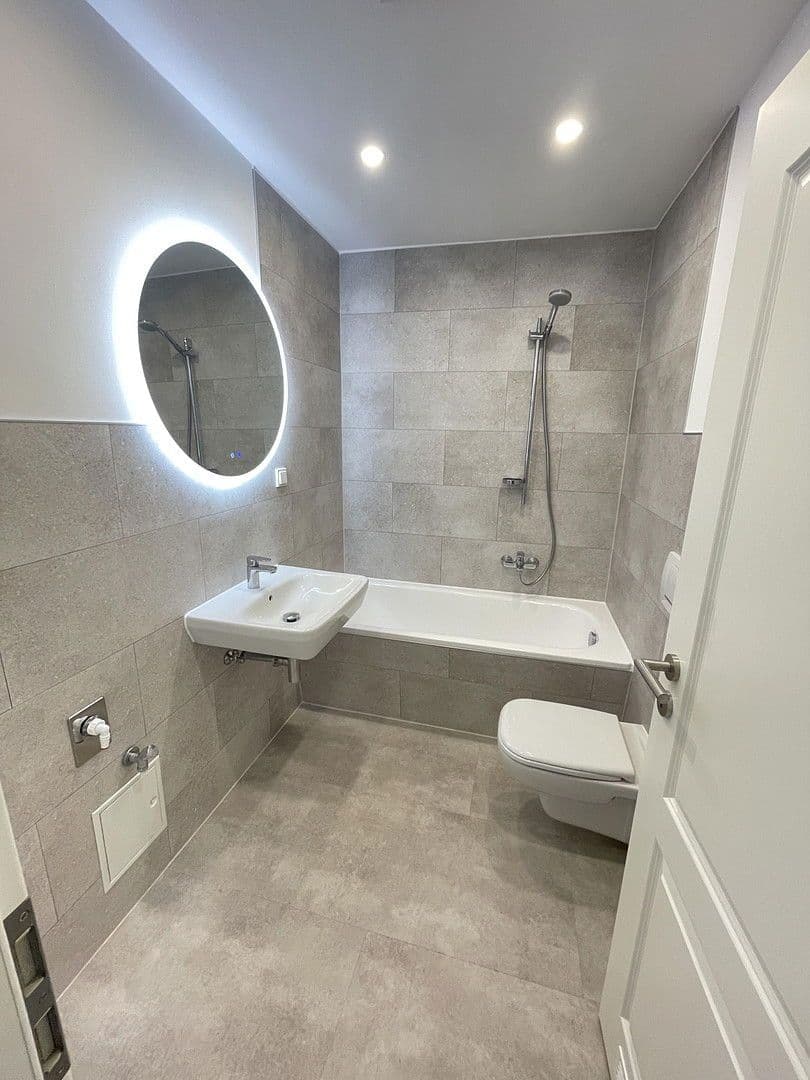 Pronájem bytu 3+1 58 m², Blumenstraße 2, Magdeburg, Sasko-Anhaltsko Pronájem bytu 3+1 58 m², Blumenstraße 2, Magdeburg, Sasko-Anhaltsko