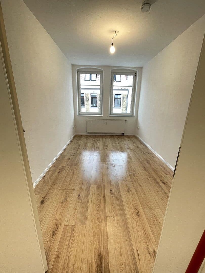 Pronájem bytu 3+1 58 m², Blumenstraße 2, Magdeburg, Sasko-Anhaltsko Pronájem bytu 3+1 58 m², Blumenstraße 2, Magdeburg, Sasko-Anhaltsko