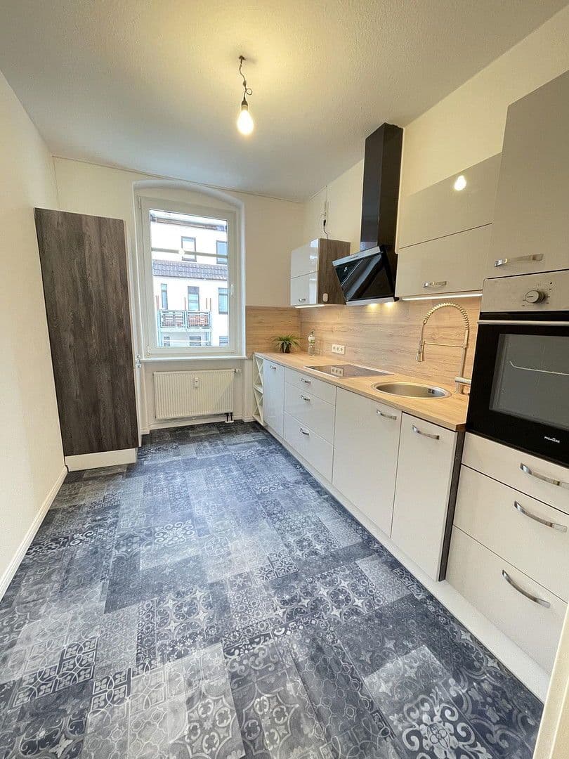 Pronájem bytu 3+1 58 m², Blumenstraße 2, Magdeburg, Sasko-Anhaltsko Pronájem bytu 3+1 58 m², Blumenstraße 2, Magdeburg, Sasko-Anhaltsko