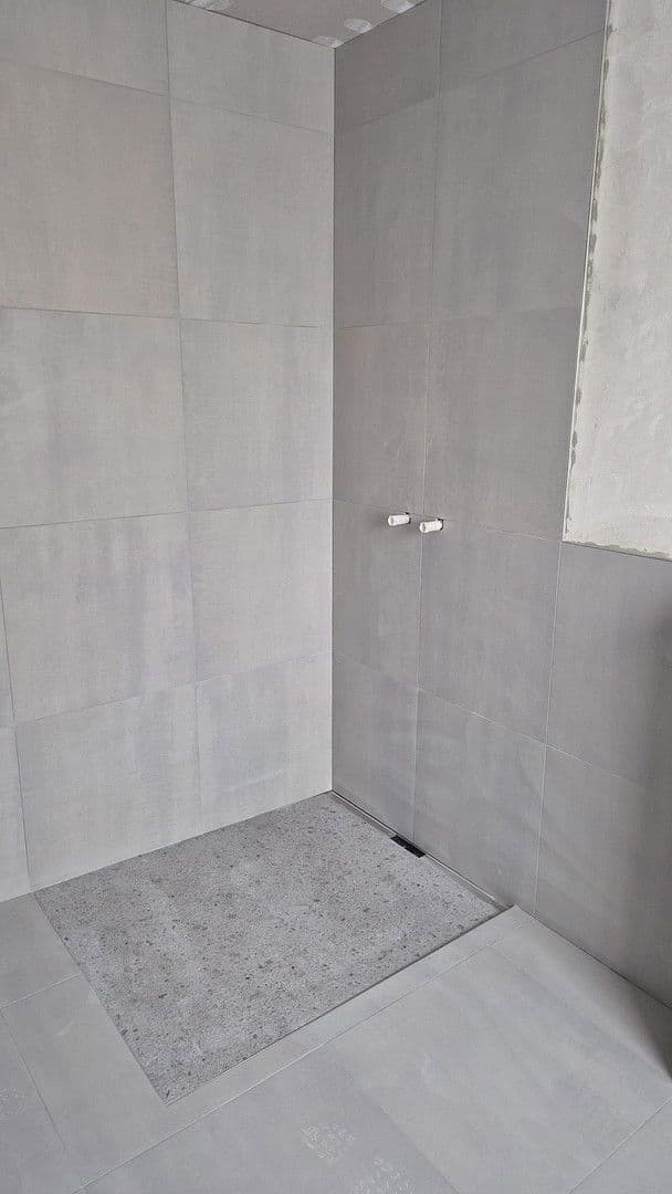 Pronájem bytu 2+1 55 m², Kirchstraße 19, Gronau, Dolní Sasko Pronájem bytu 2+1 55 m², Kirchstraße 19, Gronau, Dolní Sasko