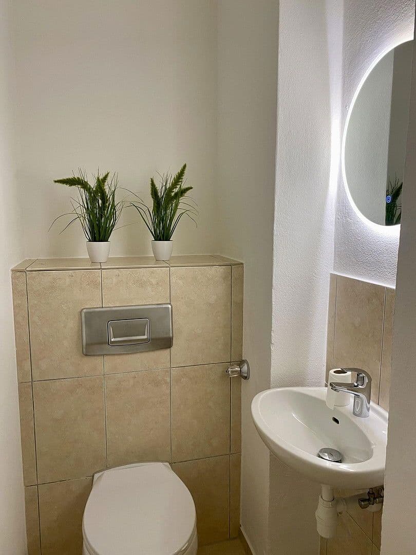 Prodej bytu 4+1 92 m², Brahmsstr.12, Germering, Bavorsko Prodej bytu 4+1 92 m², Brahmsstr.12, Germering, Bavorsko