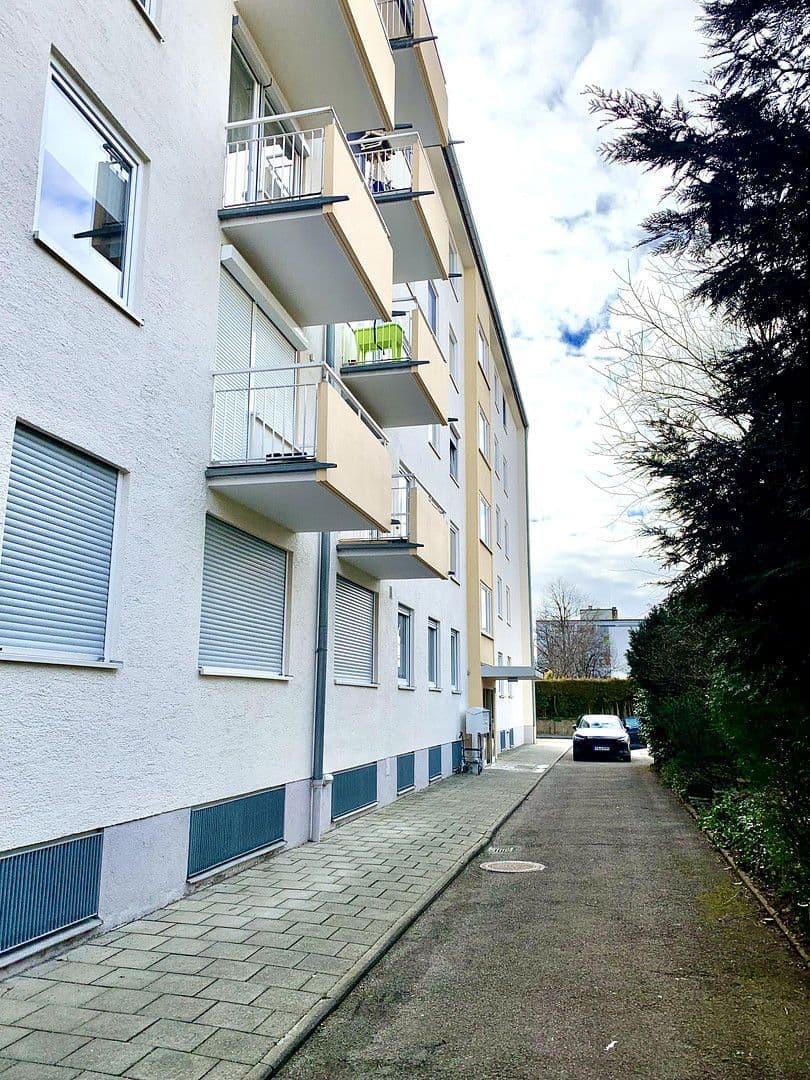 Prodej bytu 4+1 92 m², Brahmsstr.12, Germering, Bavorsko Prodej bytu 4+1 92 m², Brahmsstr.12, Germering, Bavorsko
