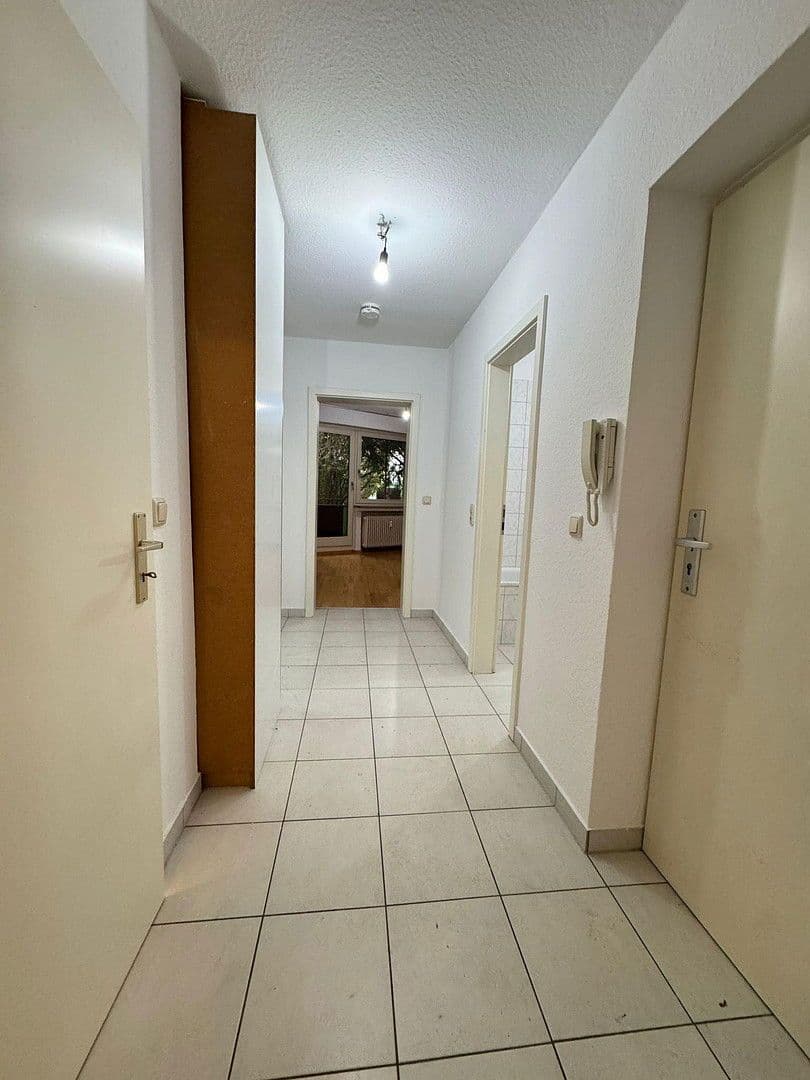 Pronájem bytu 1+1 39 m², Beethovenstraße 15, Frankfurt am Main, Hessen Pronájem bytu 1+1 39 m², Beethovenstraße 15, Frankfurt am Main, Hessen