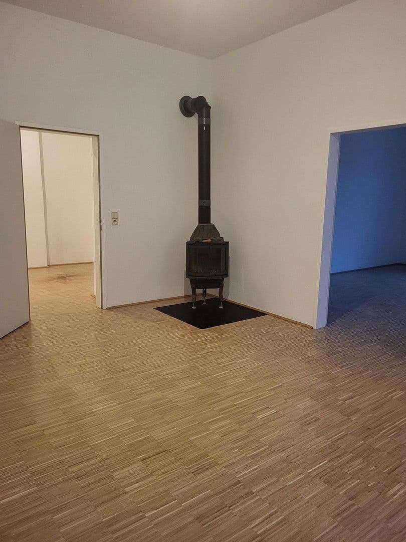 Pronájem bytu 3+1 90 m², Gurkgasse 26, Wien, Wien Pronájem bytu 3+1 90 m², Gurkgasse 26, Wien, Wien