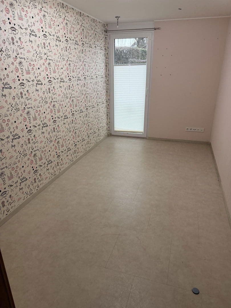 Prodej bytu 4+1 108 m², Waiblingen, Bádensko-Württembersko Prodej bytu 4+1 108 m², Waiblingen, Bádensko-Württembersko