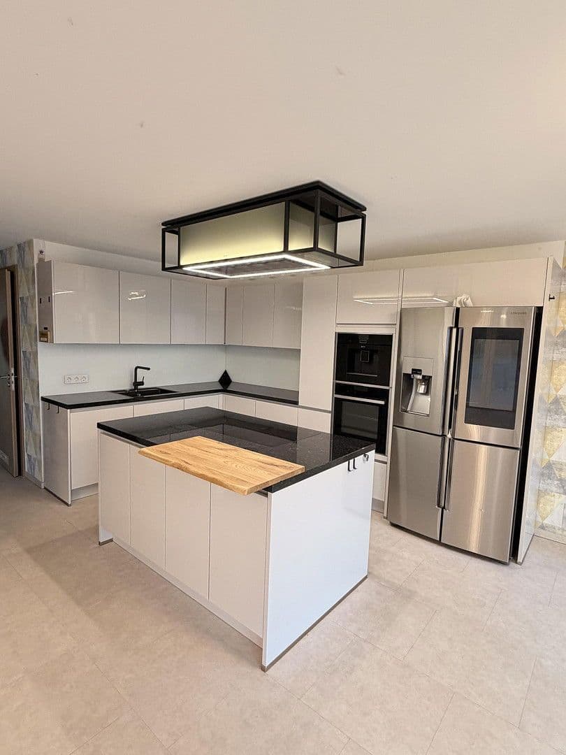 Prodej bytu 4+1 108 m², Waiblingen, Bádensko-Württembersko Prodej bytu 4+1 108 m², Waiblingen, Bádensko-Württembersko