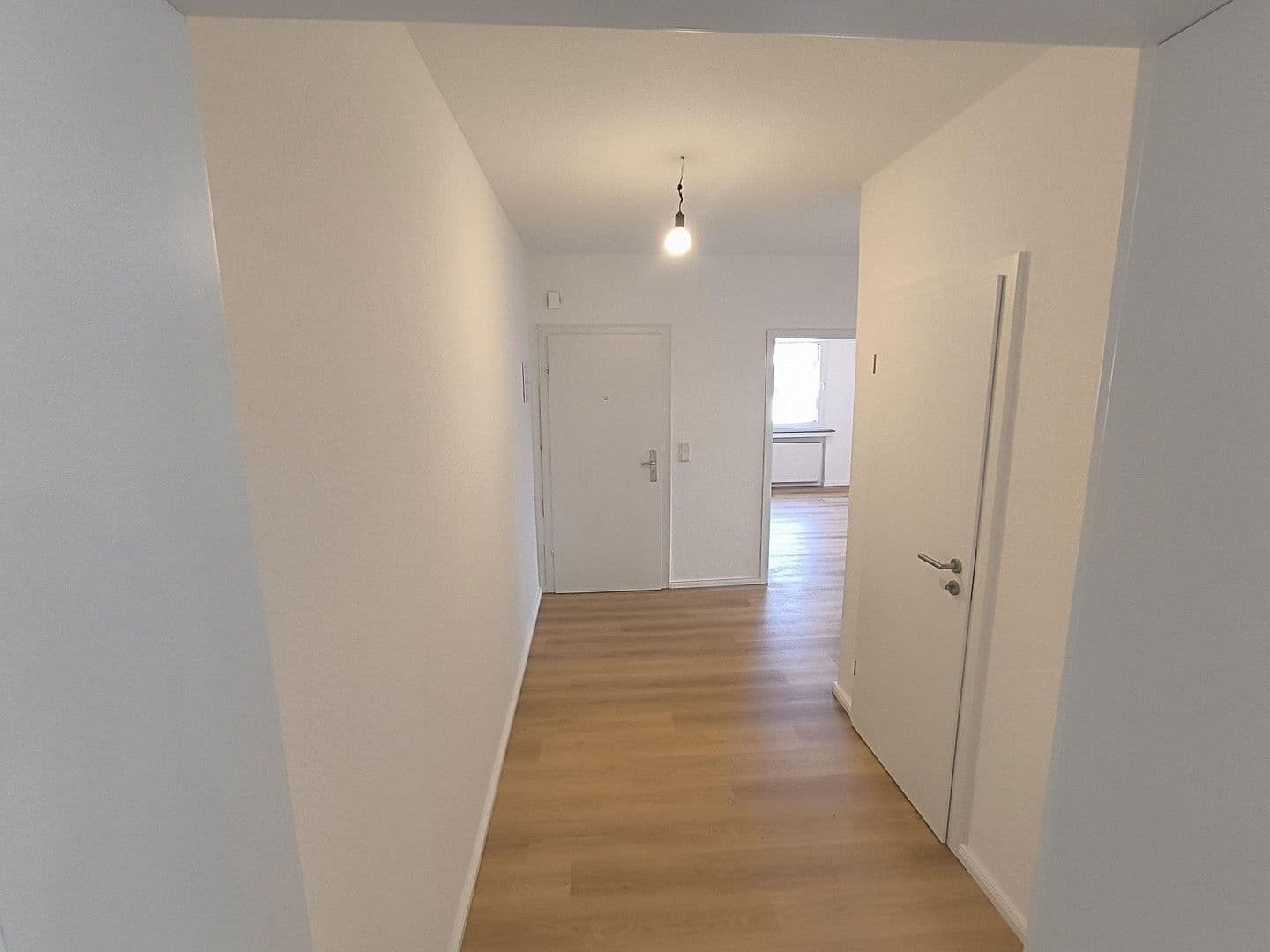 Pronájem bytu 2+1 75 m², Selzerstr. 11, Dortmund Berghofen, Severní Porýní-Vestfálsko Pronájem bytu 2+1 75 m², Selzerstr. 11, Dortmund Berghofen, Severní Porýní-Vestfálsko