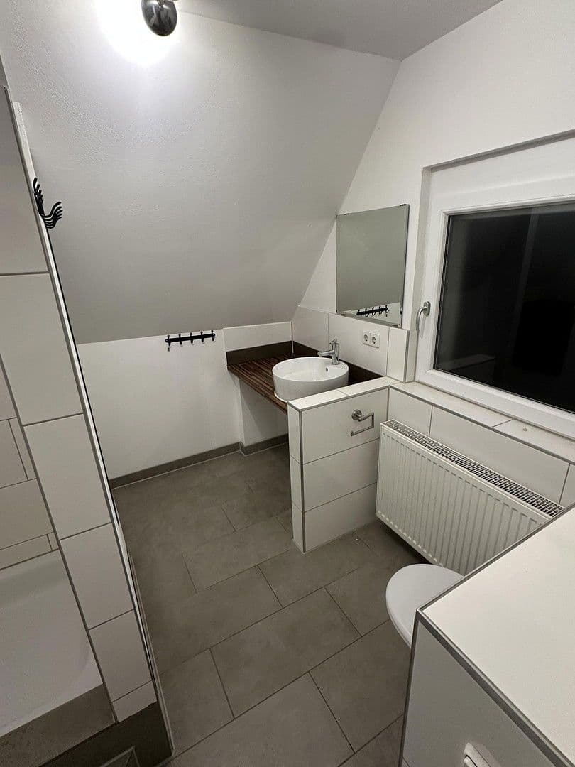 Pronájem bytu 1+1 75 m², Stuttgart, Bádensko-Württembersko Pronájem bytu 1+1 75 m², Stuttgart, Bádensko-Württembersko