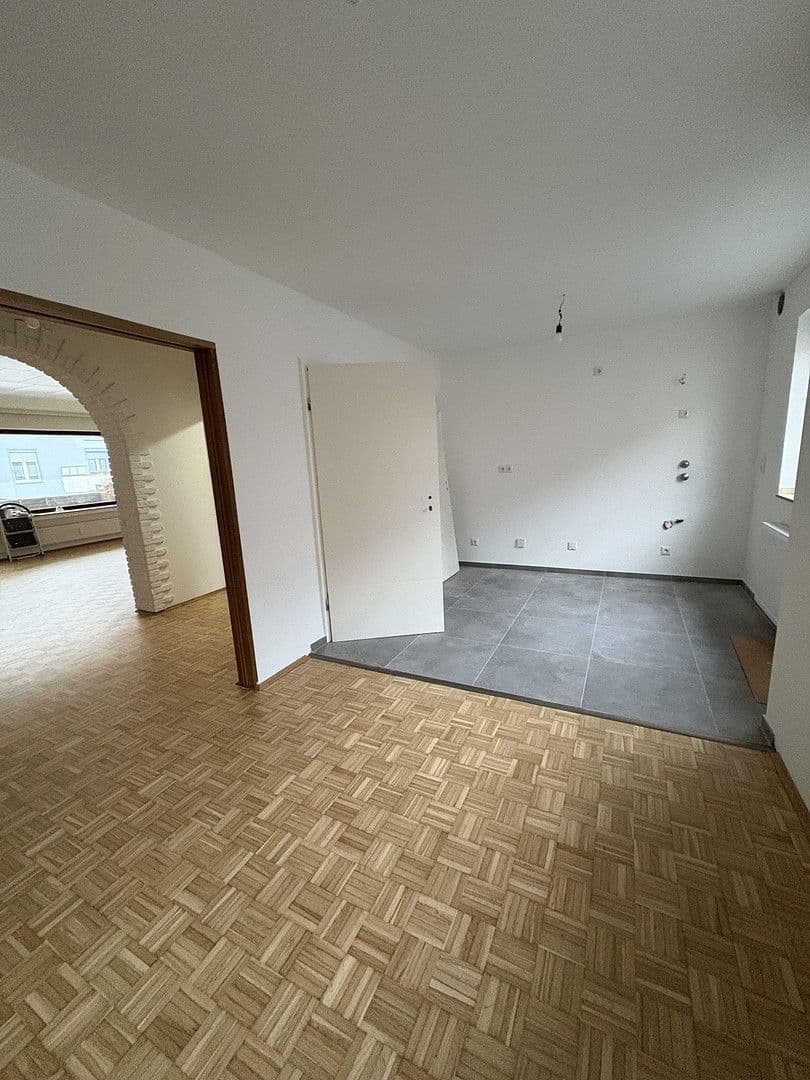 Pronájem bytu 3+kk 94 m², Luisenstraße 24, Gladbeck, Severní Porýní-Vestfálsko Pronájem bytu 3+kk 94 m², Luisenstraße 24, Gladbeck, Severní Porýní-Vestfálsko
