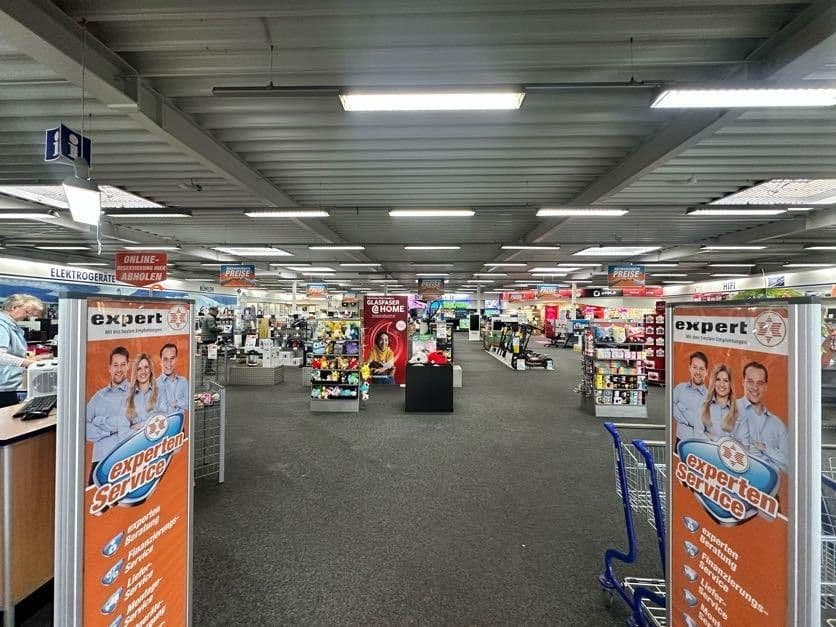 Pronájem nebytového prostoru 1.260 m², An der Sielbrücke, Nordenham, Dolní Sasko Pronájem nebytového prostoru 1.260 m², An der Sielbrücke, Nordenham, Dolní Sasko