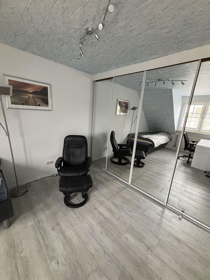 Pronájem domu 136 m², pozemek 299 m², Bedburg, Severní Porýní-Vestfálsko Pronájem domu 136 m², pozemek 299 m², Bedburg, Severní Porýní-Vestfálsko