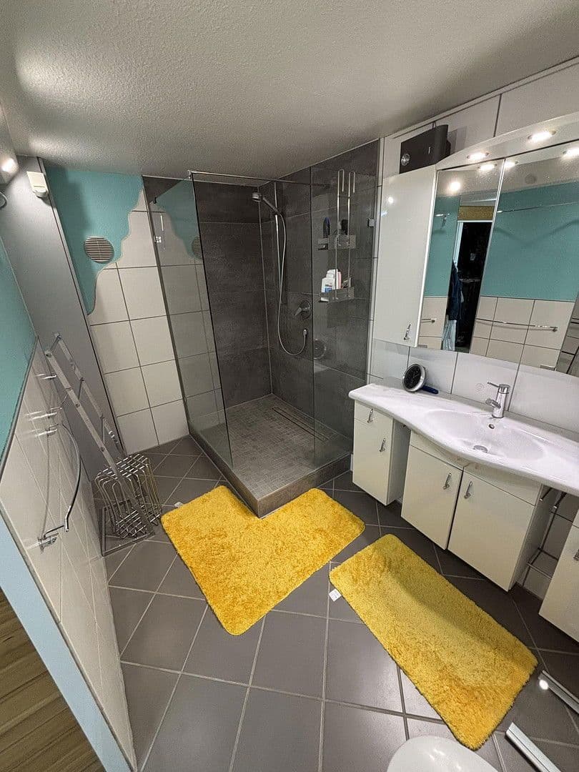 Pronájem domu 136 m², pozemek 299 m², Bedburg, Severní Porýní-Vestfálsko Pronájem domu 136 m², pozemek 299 m², Bedburg, Severní Porýní-Vestfálsko