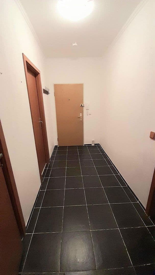 Prodej bytu 4+1 84 m², Berlin-Marzahn, Berlín Prodej bytu 4+1 84 m², Berlin-Marzahn, Berlín