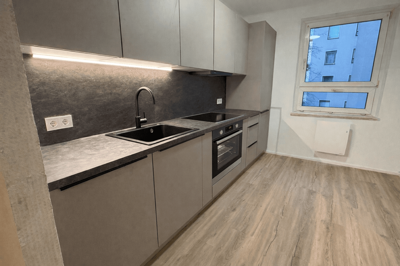 Pronájem bytu 3+1 78 m², Innsbrucker Bundesstraße 22, Salzburg, Salcbursko Pronájem bytu 3+1 78 m², Innsbrucker Bundesstraße 22, Salzburg, Salcbursko