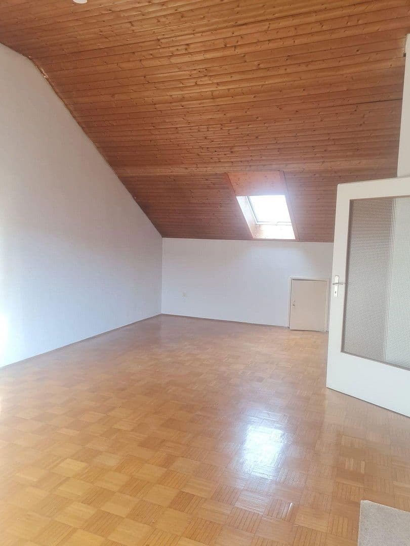 Prodej bytu 2+1 53 m², Eschenrieder Str., Gröbenzell, Bavorsko Prodej bytu 2+1 53 m², Eschenrieder Str., Gröbenzell, Bavorsko