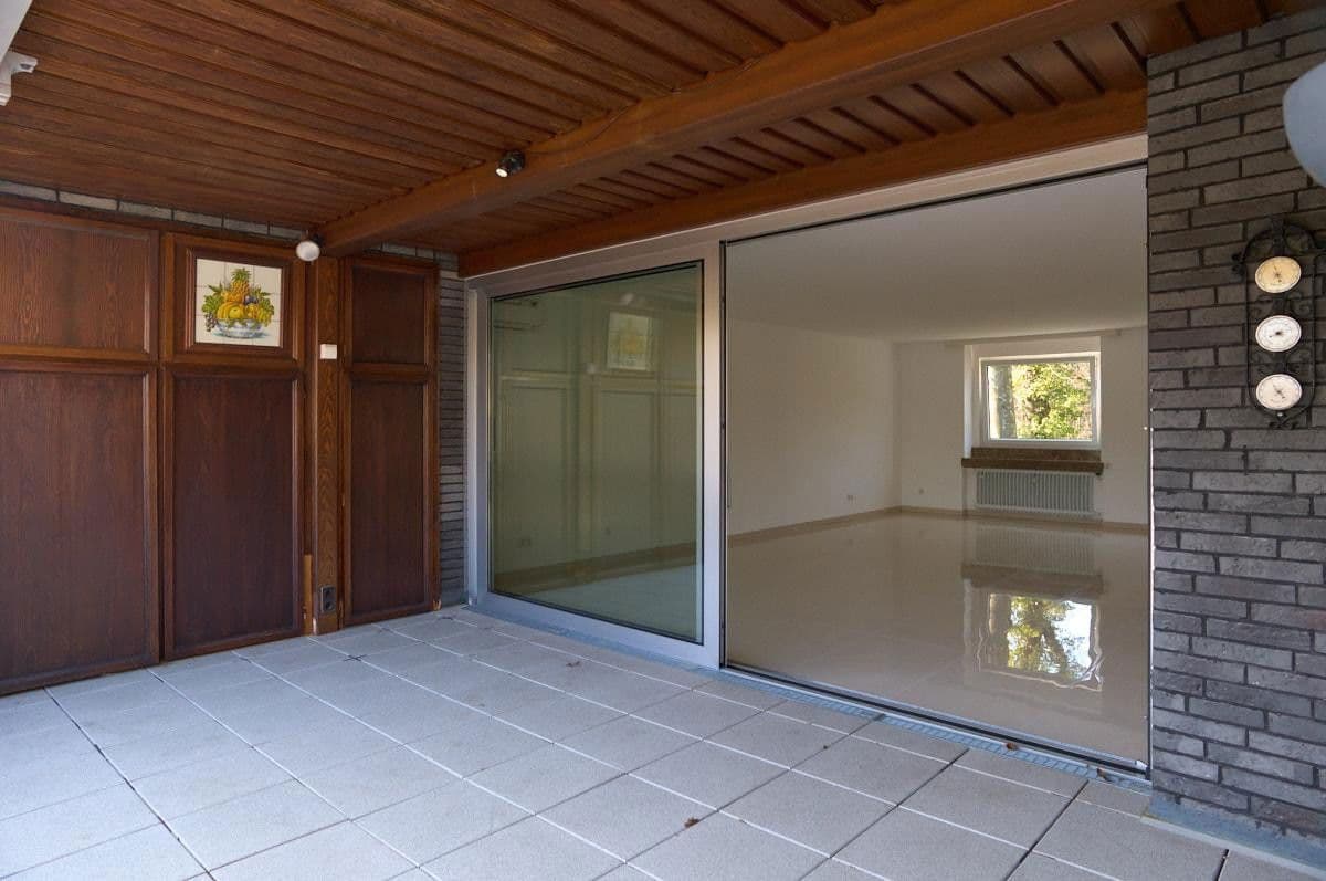 Prodej bytu 3+1 135 m², Bergisch Gladbach, Severní Porýní-Vestfálsko Prodej bytu 3+1 135 m², Bergisch Gladbach, Severní Porýní-Vestfálsko