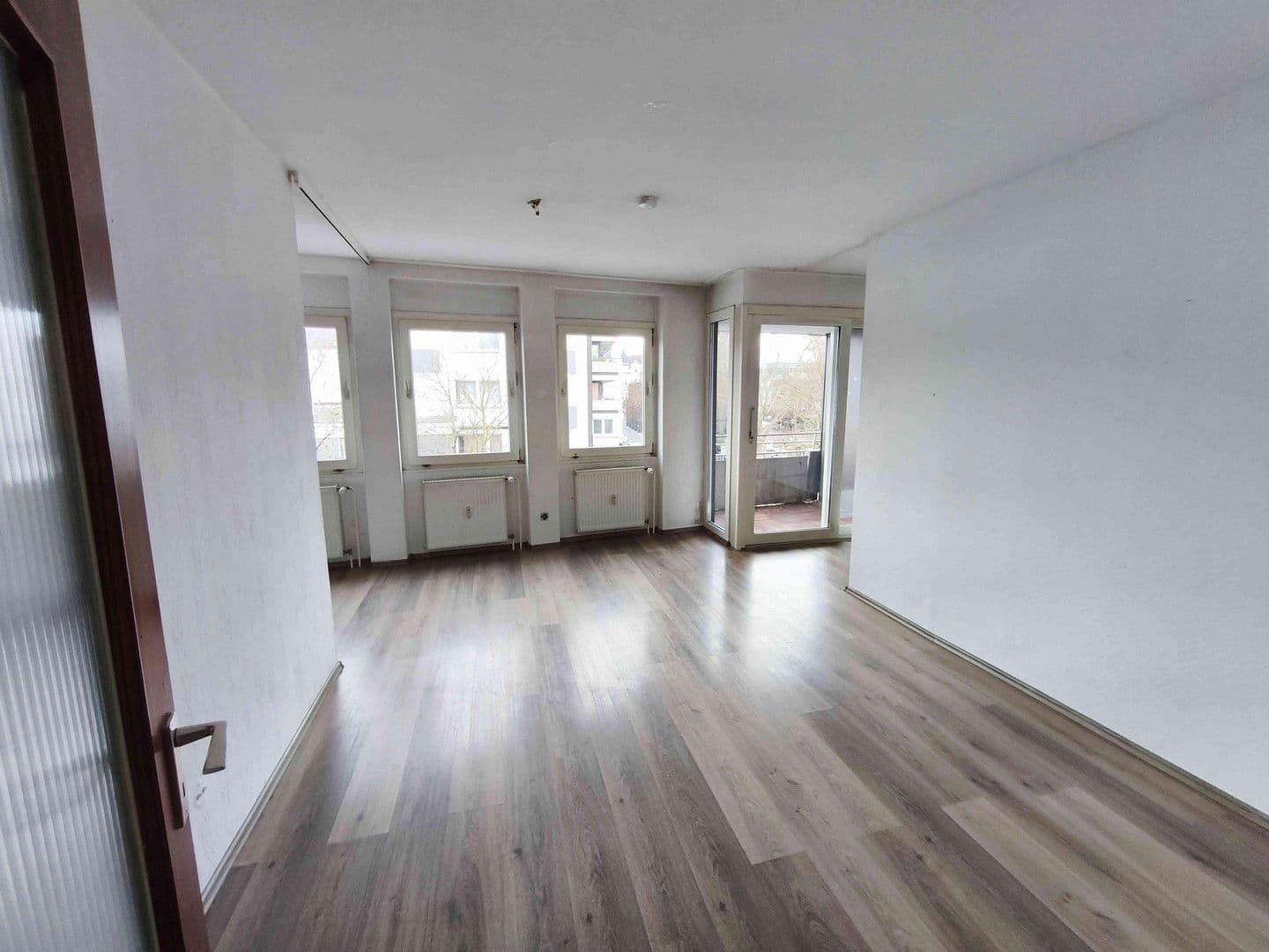 Pronájem bytu 1+1 40 m², Kurt-Schumacher Str. 14, Herten, Severní Porýní-Vestfálsko Pronájem bytu 1+1 40 m², Kurt-Schumacher Str. 14, Herten, Severní Porýní-Vestfálsko
