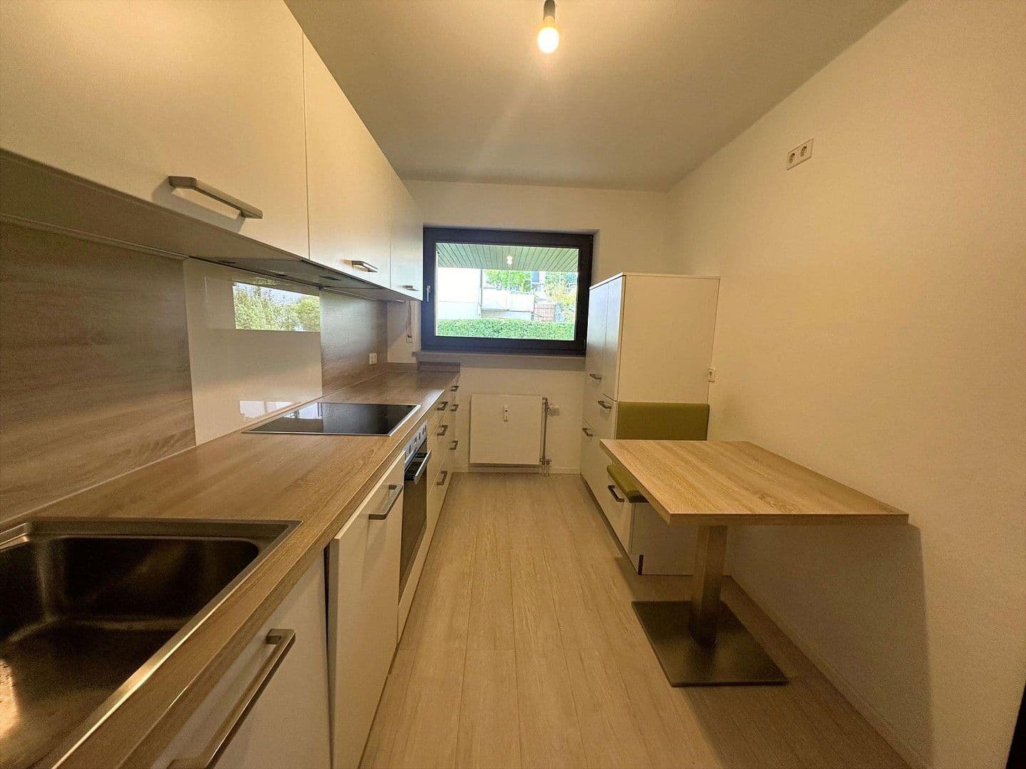 Prodej bytu 3+kk 84 m², Weinstadt, Bádensko-Württembersko Prodej bytu 3+kk 84 m², Weinstadt, Bádensko-Württembersko