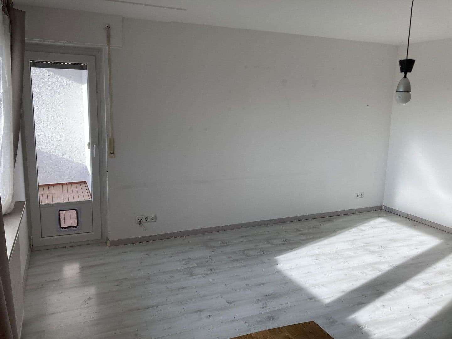 Pronájem bytu 3+kk 72 m², Ehningen, Bádensko-Württembersko Pronájem bytu 3+kk 72 m², Ehningen, Bádensko-Württembersko