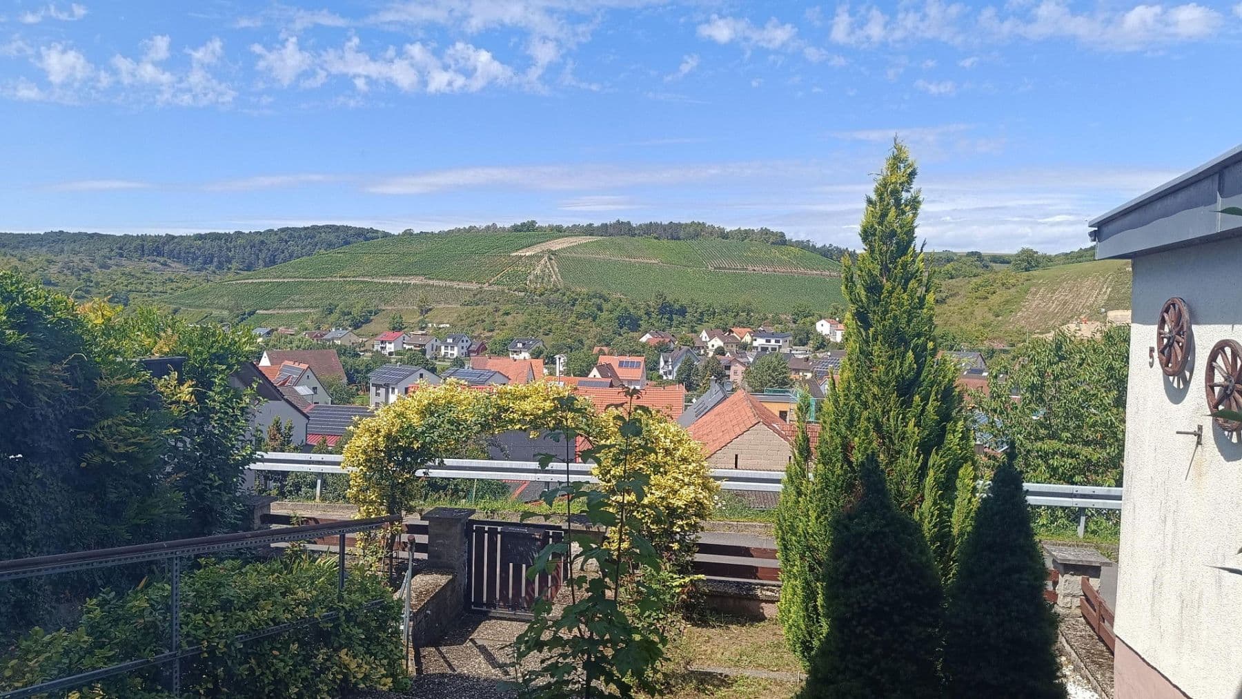 Prodej domu 185 m², pozemek 751 m², Retzstadt, Bavorsko Prodej domu 185 m², pozemek 751 m², Retzstadt, Bavorsko
