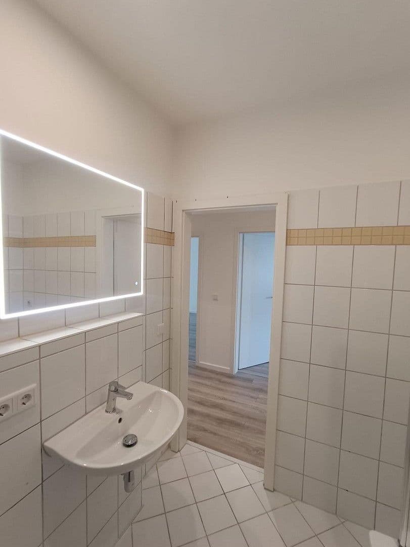 Pronájem bytu 3+1 64 m², Gohliser Straße 22, Leipzig, Sasko Pronájem bytu 3+1 64 m², Gohliser Straße 22, Leipzig, Sasko