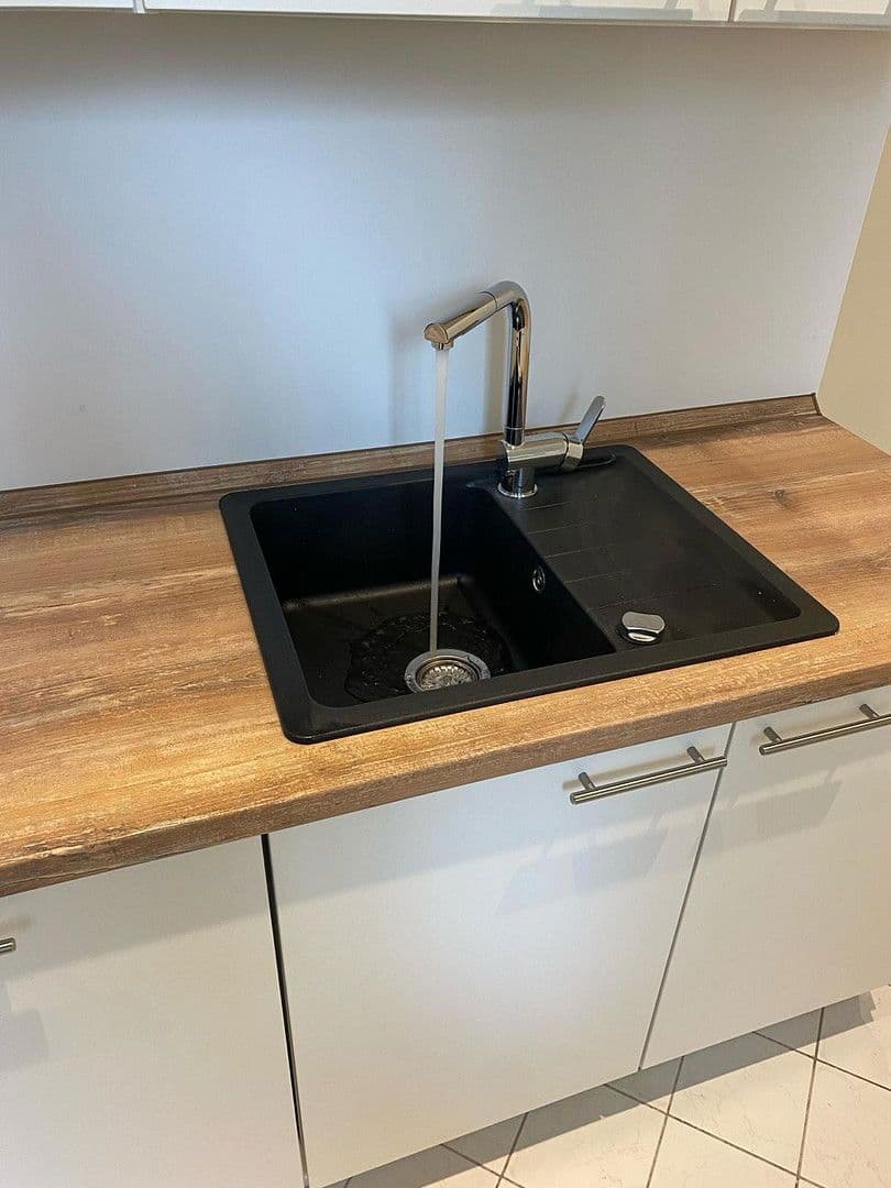 Pronájem bytu 3+1 64 m², Gohliser Straße 22, Leipzig, Sasko Pronájem bytu 3+1 64 m², Gohliser Straße 22, Leipzig, Sasko