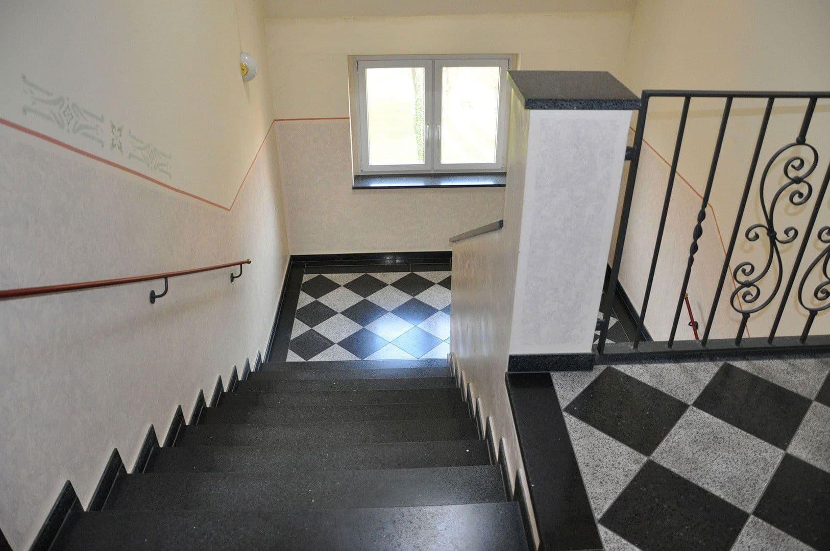 Pronájem bytu 3+kk 100 m², Deubener Str. 37, Dresden, Sasko Pronájem bytu 3+kk 100 m², Deubener Str. 37, Dresden, Sasko