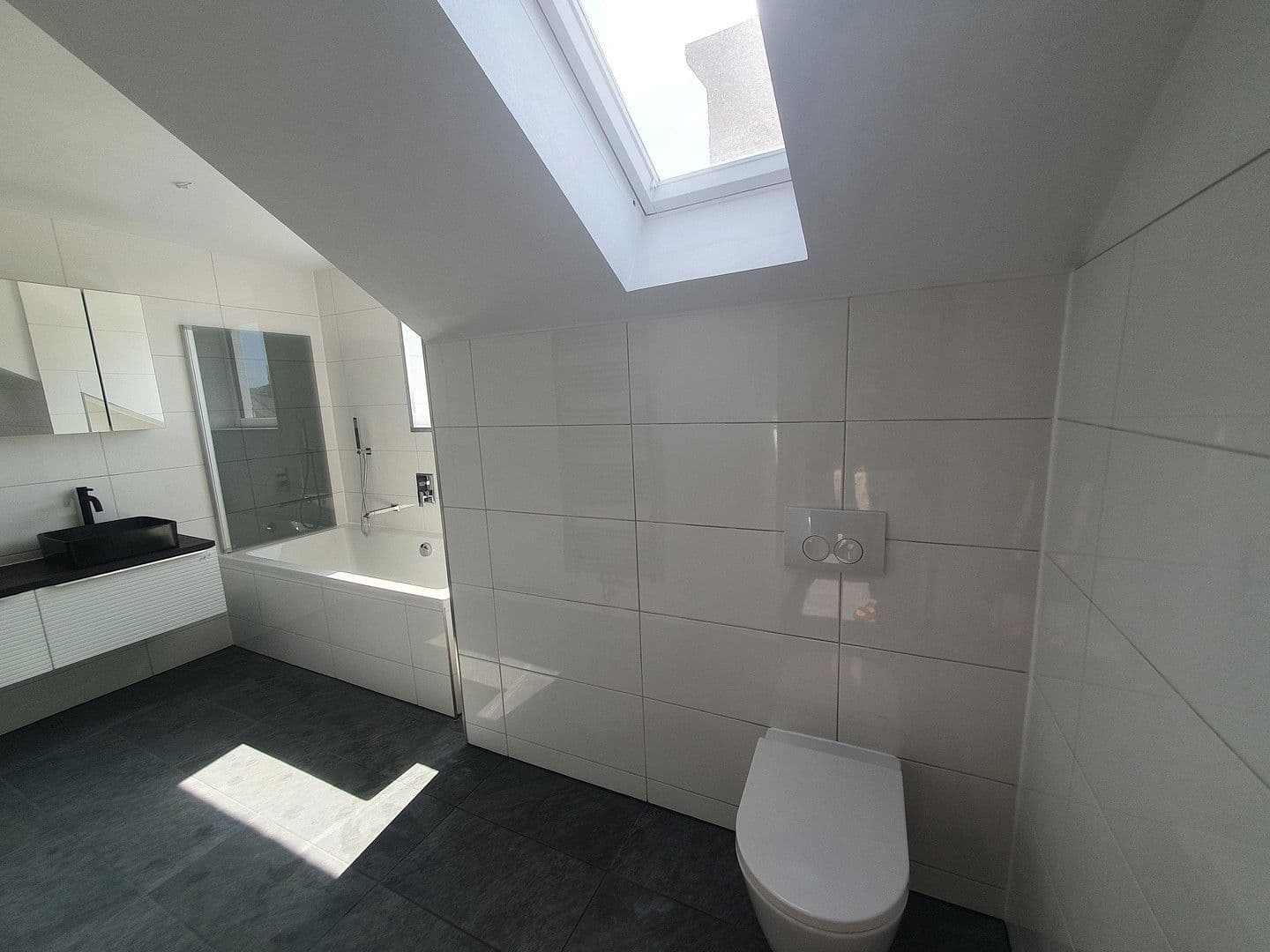 Prodej bytu 4+kk 104 m², Wilhelm-Leuschner-Str., 40, Darmstadt, Hessen Prodej bytu 4+kk 104 m², Wilhelm-Leuschner-Str., 40, Darmstadt, Hessen