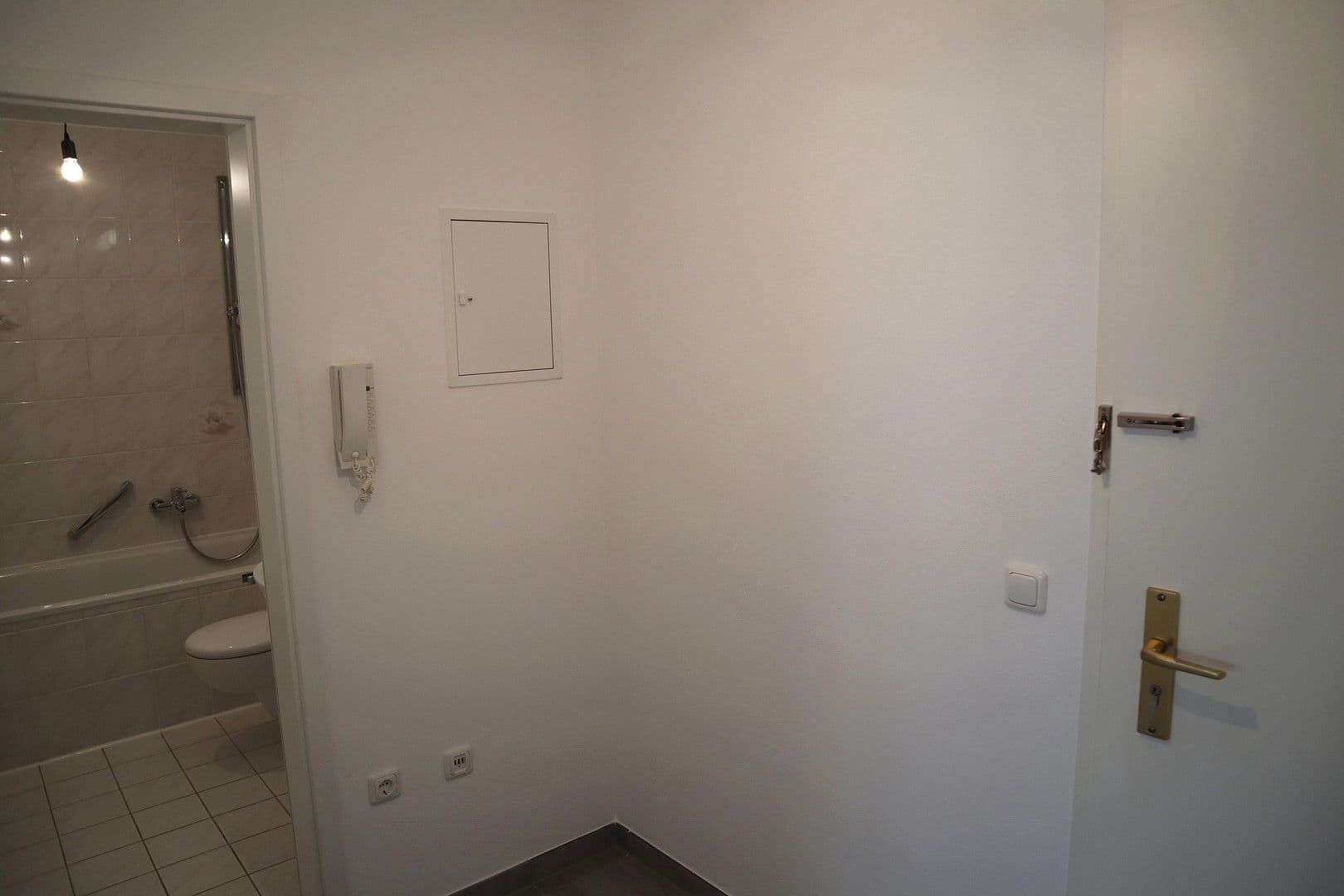 Prodej bytu 3+1 79 m², München, Bavorsko Prodej bytu 3+1 79 m², München, Bavorsko